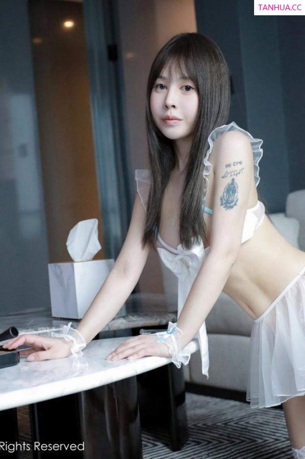 Evelyn艾莉  [XiuRen]高清写真图 2022.11.29 No.5926 Evelyn艾莉 丝袜美臀第13张图片